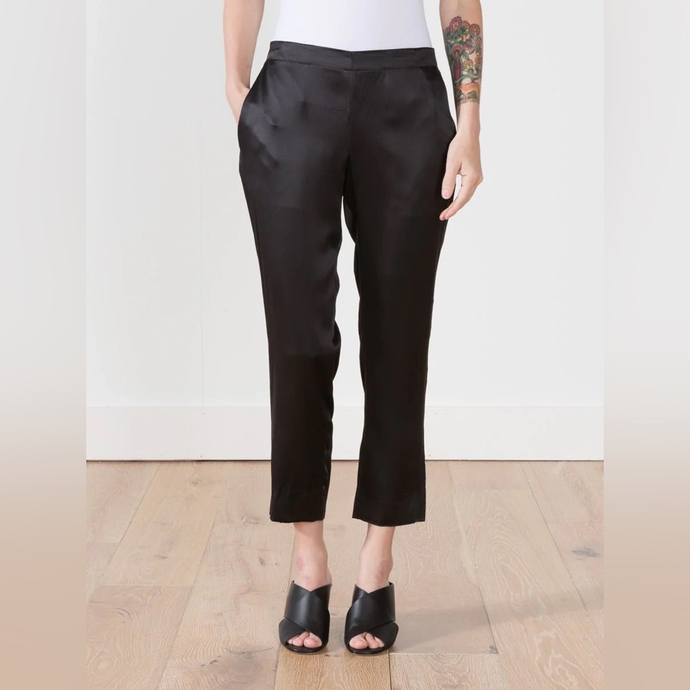 6397 Black 100% Silk Pull-On Crop Straight Leg‎ Pants Size Small